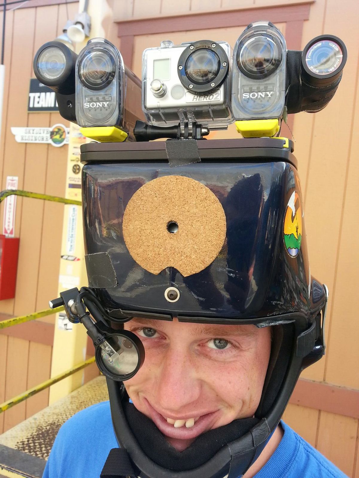 Камера на каску пожарного